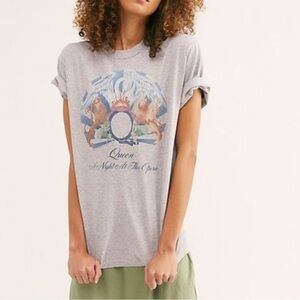 Daydreamer WHITE Queen Graphic Tee